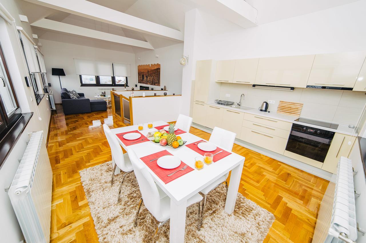 Luxury 3 Story House- Best View Сараєво Екстер'єр фото